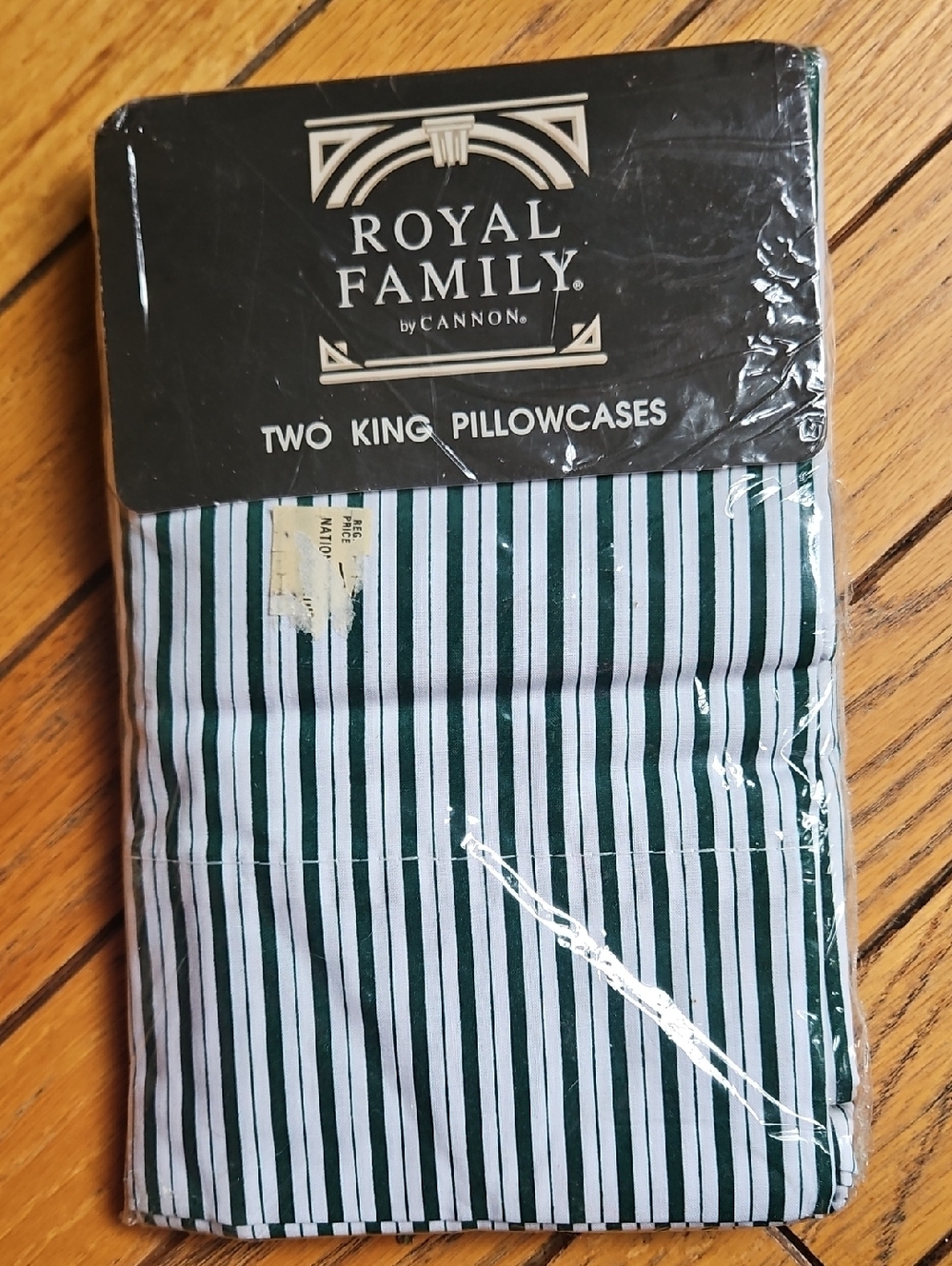 NEW Vintage Royal Family by Cannon Green/White Striped King Pillowcases-2 Pack